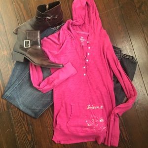 American Eagle Outfitters Hoodie! Size Large.